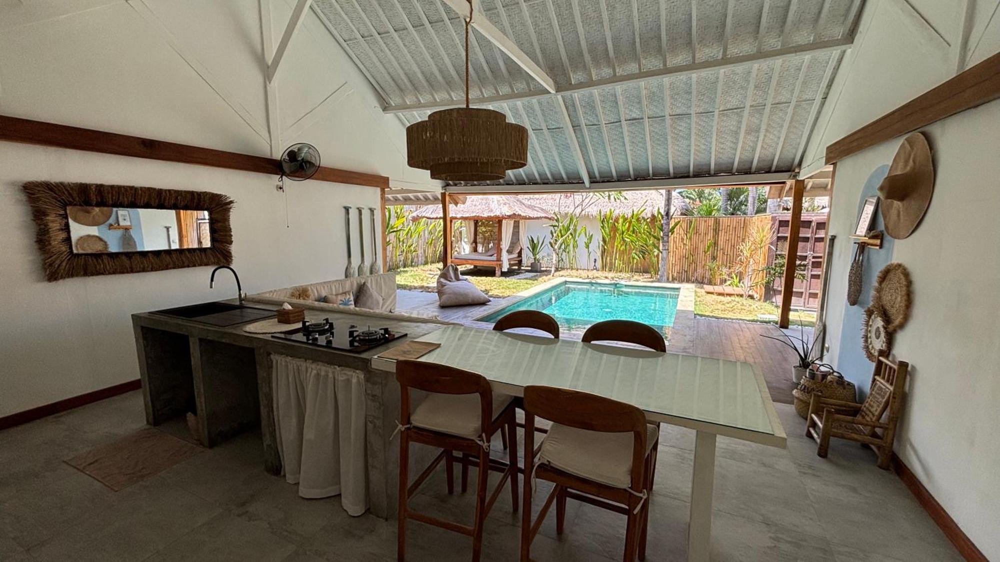 Villa Oceane Gili Air Exterior photo