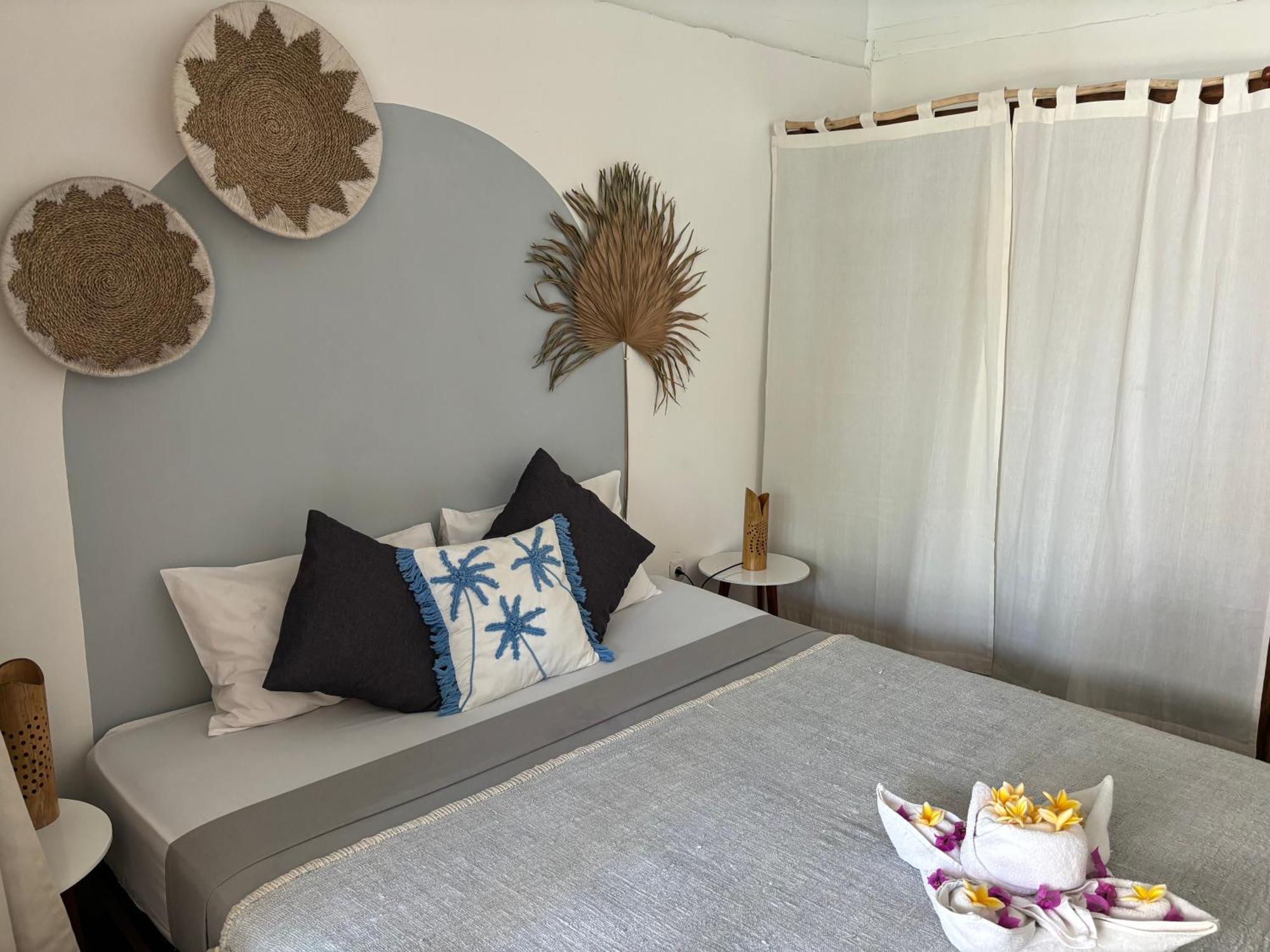 Villa Oceane Gili Air Exterior photo